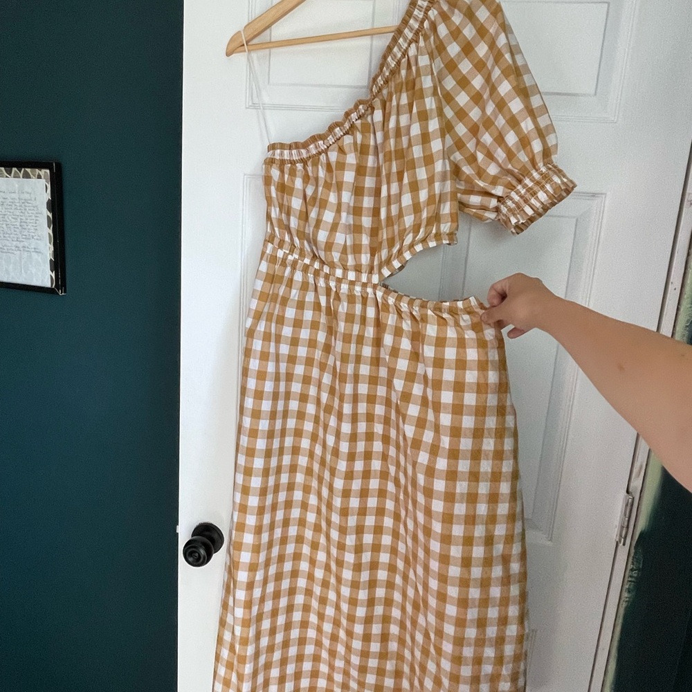 Gingham Off-Shoulder Dress in Mustard Yellow and White